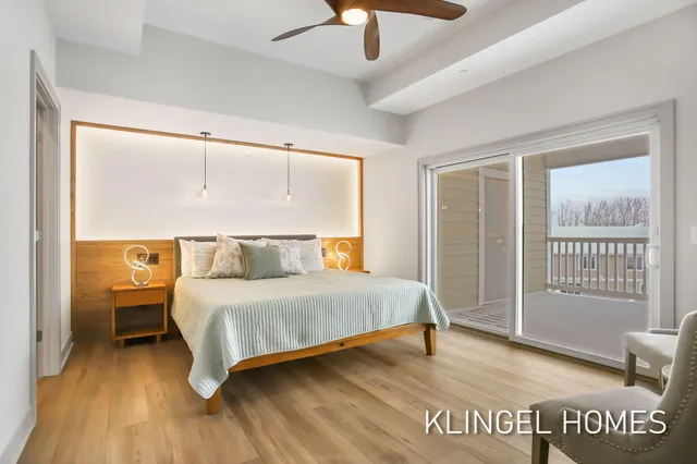 $790,000 | 930 West Savidge Street, Unit 12, Spring Lake, MI 49456