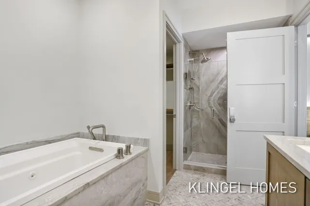 $790,000 | 930 West Savidge Street, Unit 12, Spring Lake, MI 49456