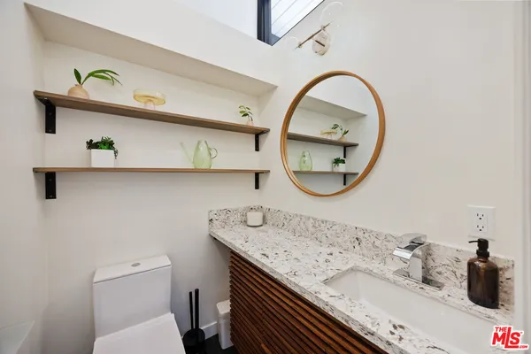 $1,795,000 | 3905 Pacheco Drive, Sherman Oaks, CA 91403