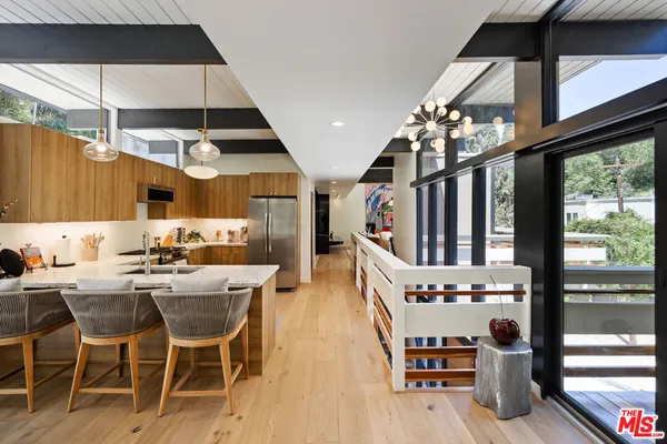 $1,795,000 | 3905 Pacheco Drive, Sherman Oaks, CA 91403