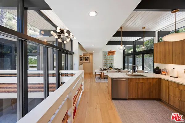 $1,795,000 | 3905 Pacheco Drive, Sherman Oaks, CA 91403