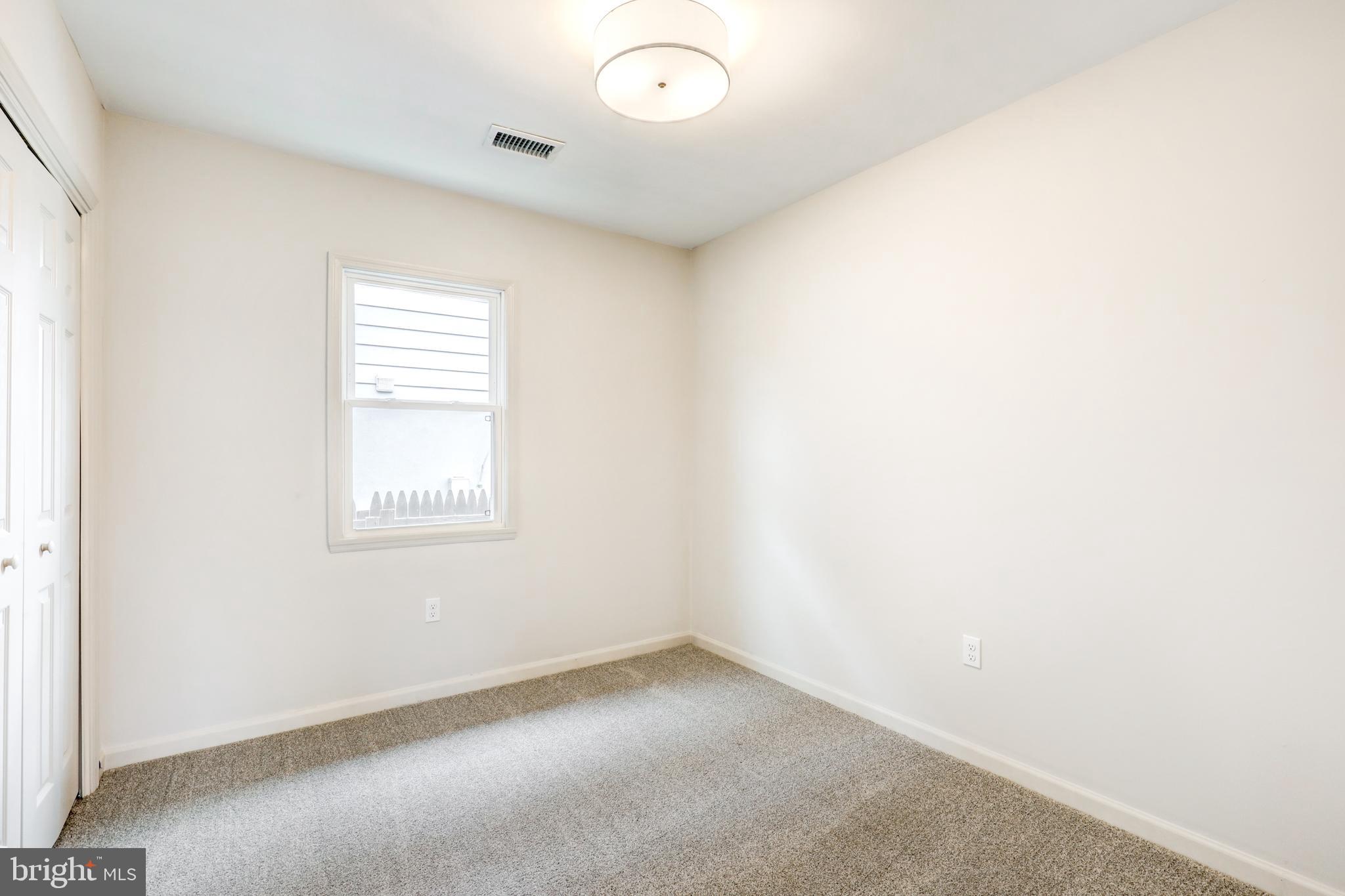 632 Greenhill Road Sharon Hill, PA 19079 - Photo 11 of 30