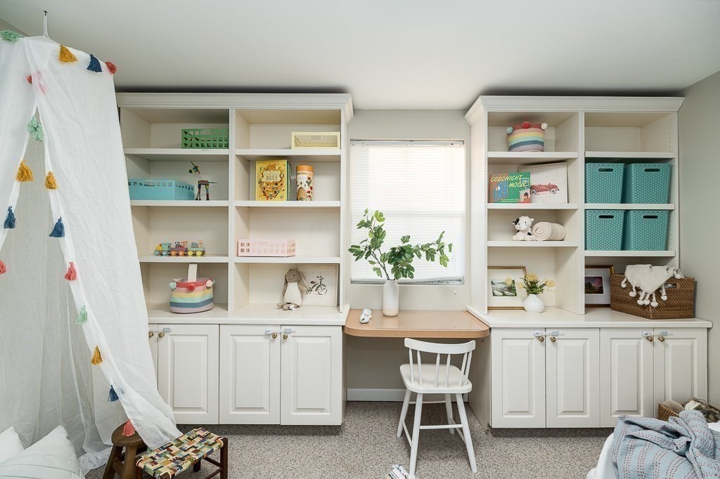 8 Rio Drive Gloucester, MA 01930 - Photo 26 of 33 a room with a workspace and a window