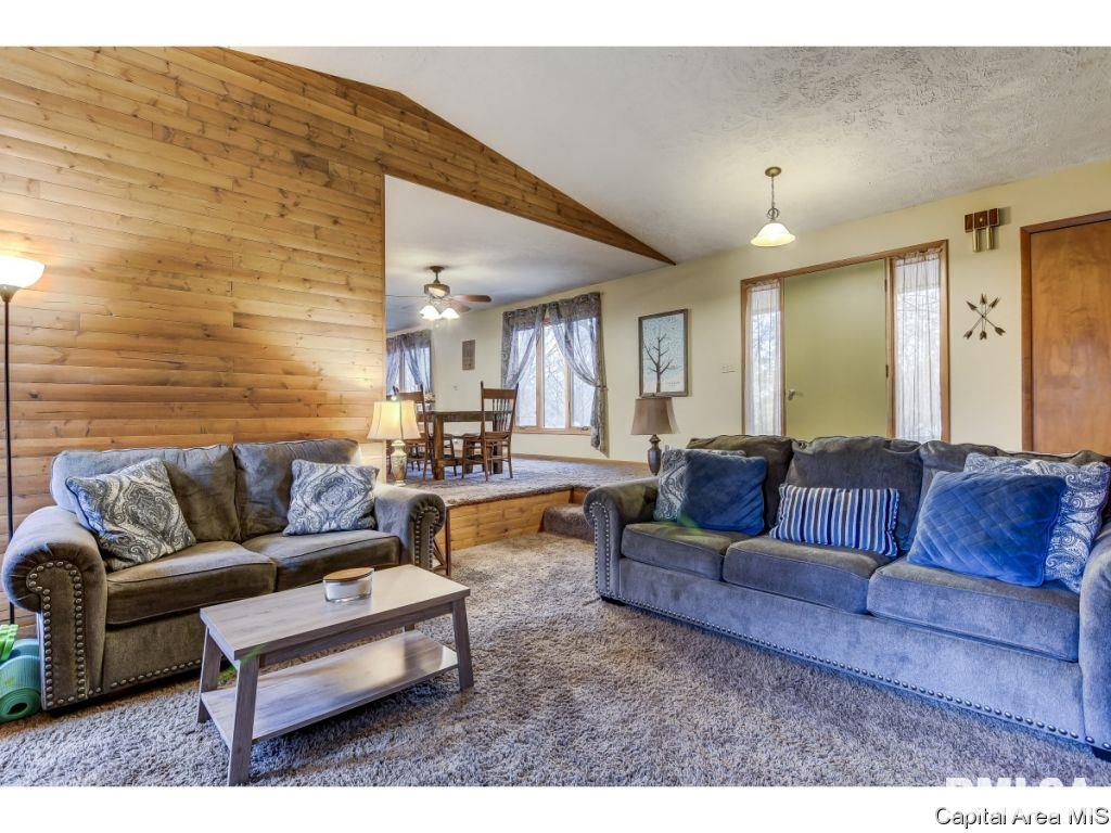 766 Gabbert Road Springfield, IL 62707 - Photo 13 of 36 Gallery Image 13