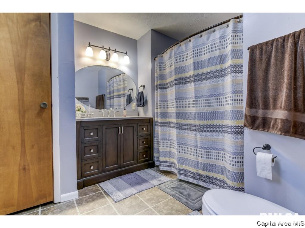 766 Gabbert Road Springfield, IL 62707 - Photo 22 of 36 Gallery Image 22