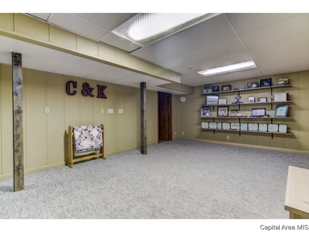 766 Gabbert Road Springfield, IL 62707 - Photo 24 of 36 Gallery Image 24
