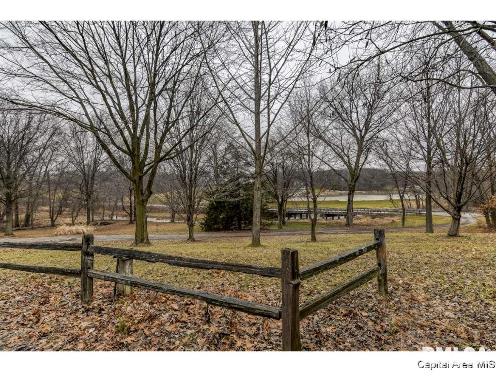 766 Gabbert Road Springfield, IL 62707 - Photo 32 of 36 Gallery Image 32