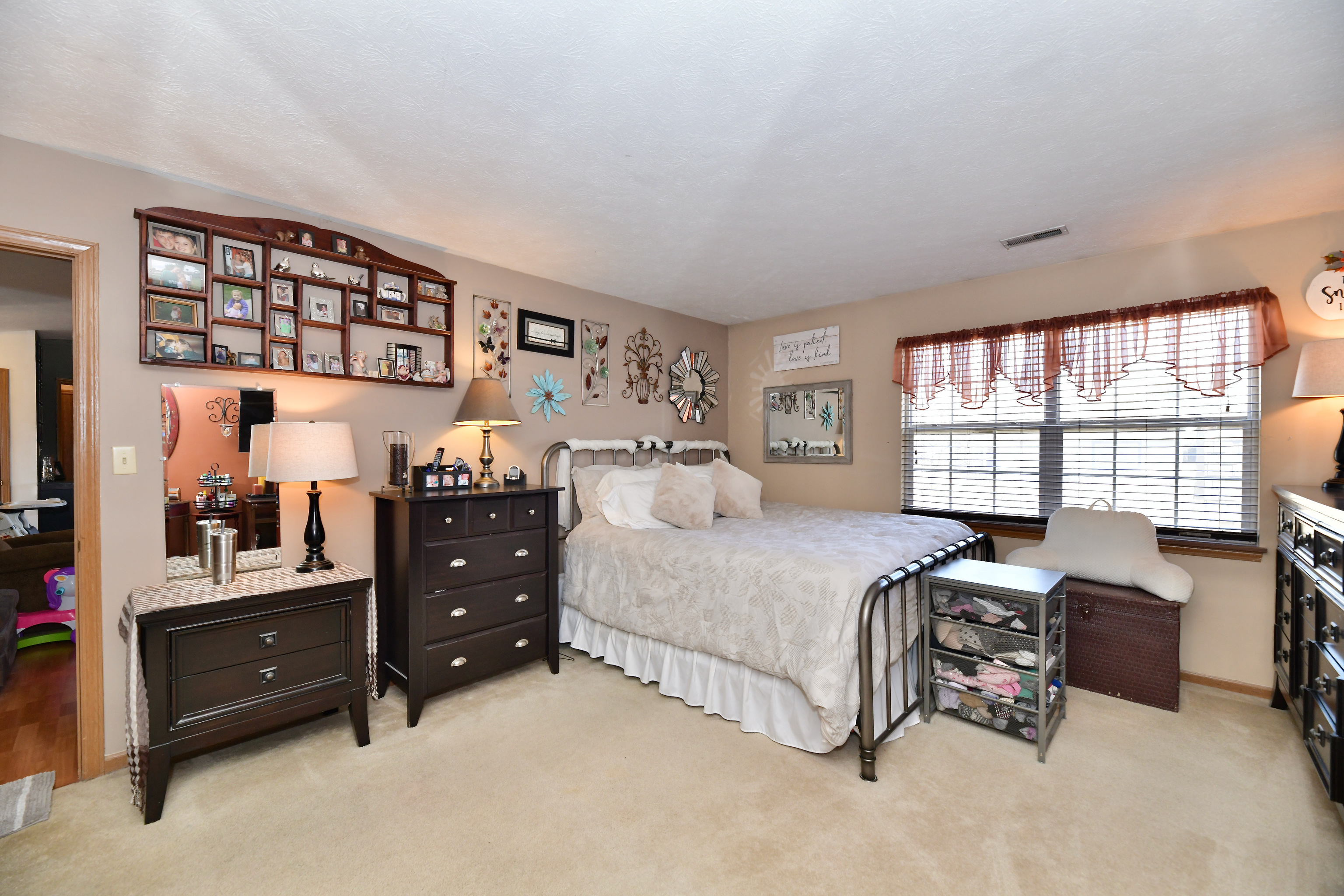 8229 Ehlerbrook Road Indianapolis, IN 46237 - Photo 14 of 23 Gallery Image 14