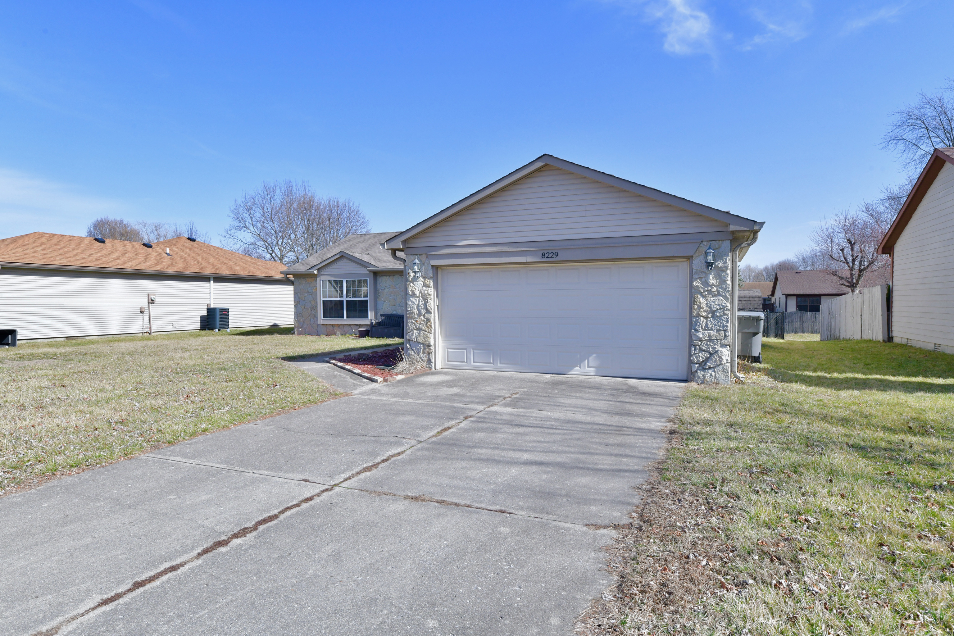 8229 Ehlerbrook Road Indianapolis, IN 46237 - Photo 3 of 23 Gallery Image 3