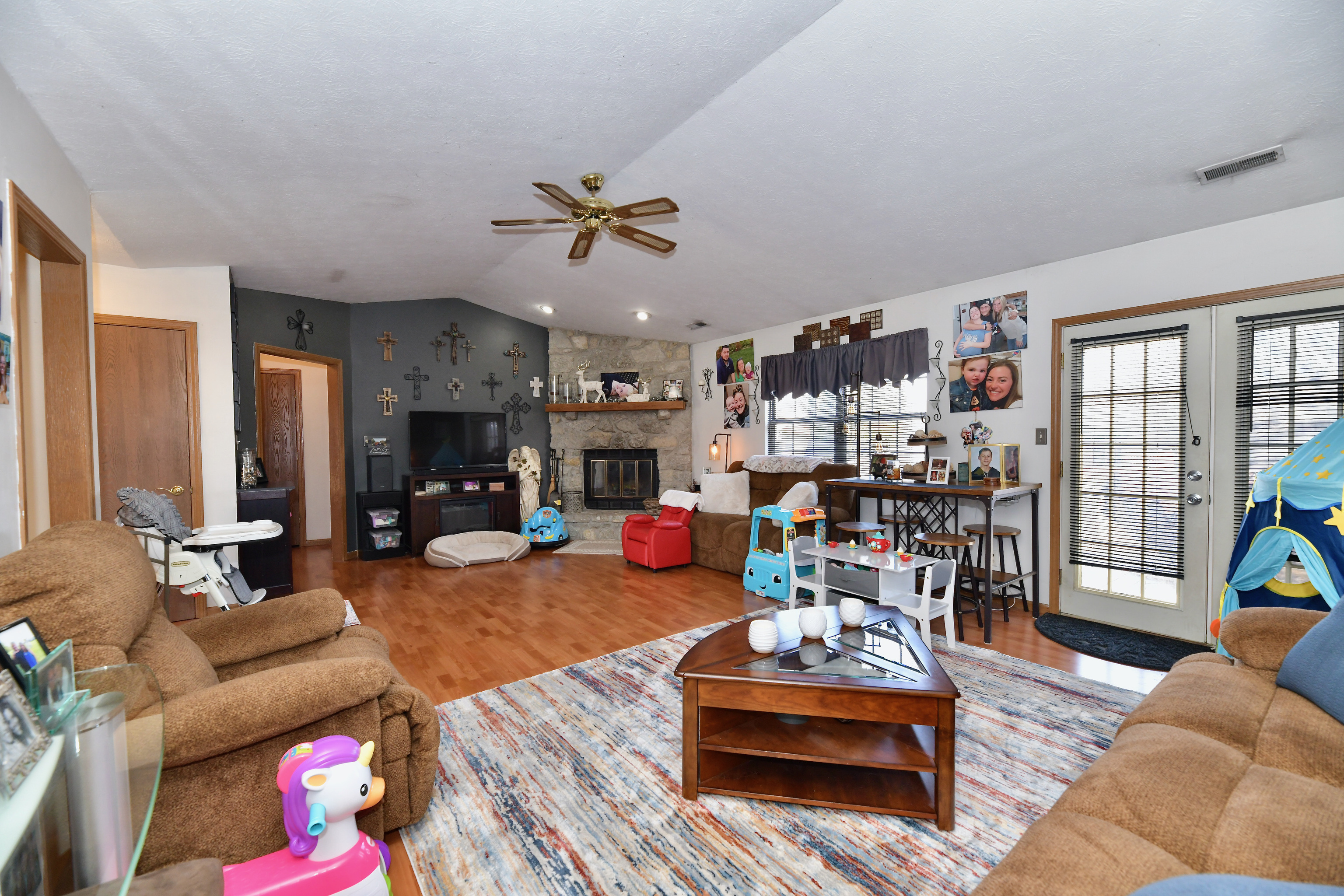 8229 Ehlerbrook Road Indianapolis, IN 46237 - Photo 5 of 23 Gallery Image 5