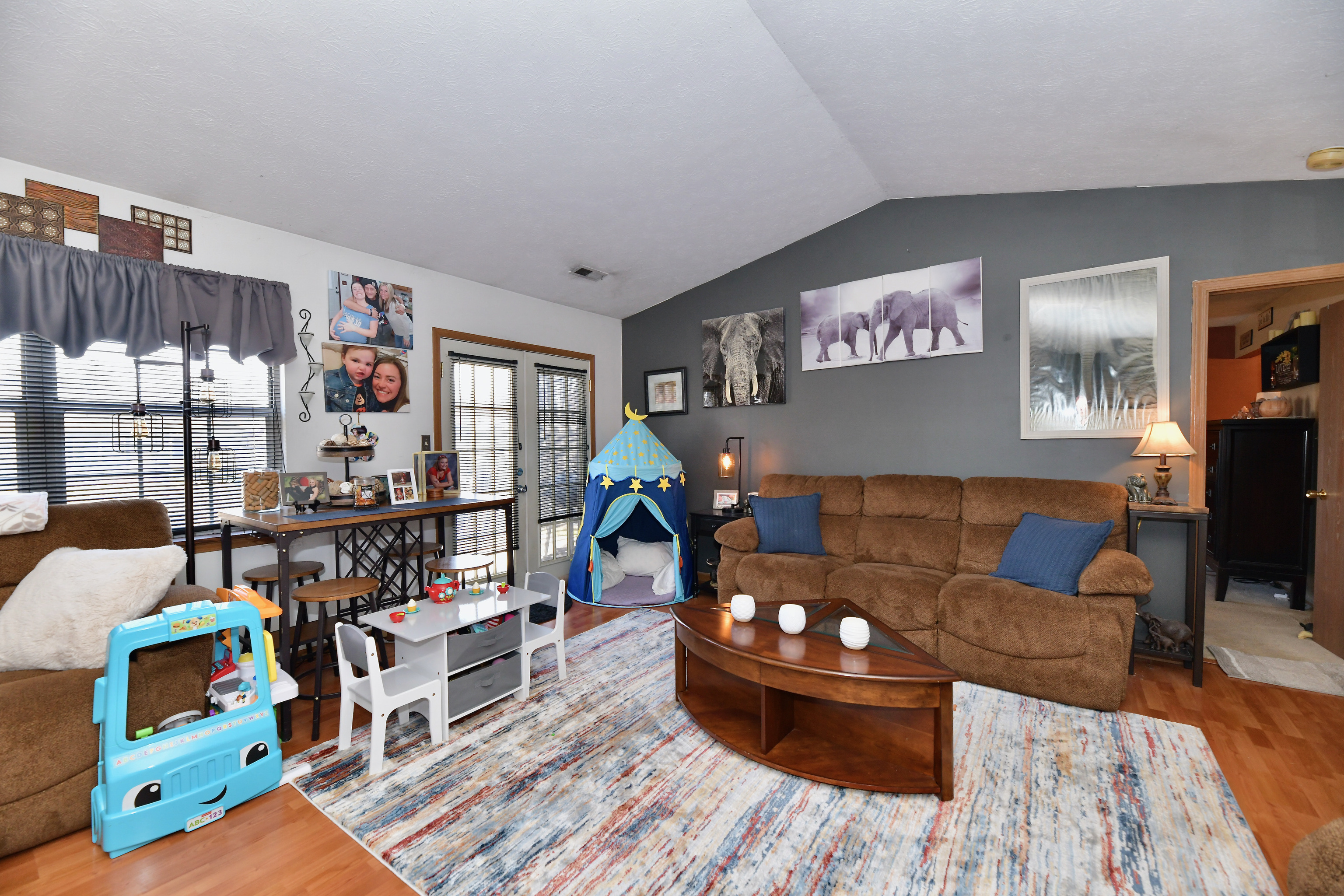 8229 Ehlerbrook Road Indianapolis, IN 46237 - Photo 7 of 23 Gallery Image 7