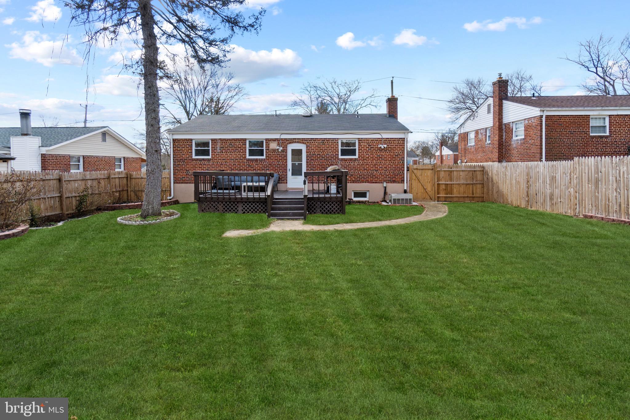 4613 Olden Road Rockville, MD 20852 - Photo 18 of 18 Fully fenced backyard