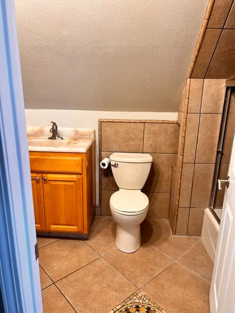3019 Lathrop Road Manteca, CA 95336 - Photo 31 of 43 a bathroom with a toilet and a sink