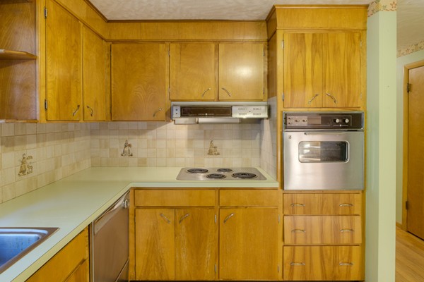 27 Woodside Road Ludlow, MA 01056 - Photo 12 of 28 Gallery Image 12