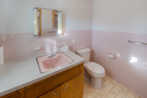 27 Woodside Road Ludlow, MA 01056 - Photo 17 of 28 Gallery Image 17
