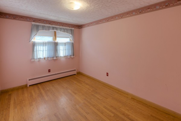 27 Woodside Road Ludlow, MA 01056 - Photo 18 of 28 Gallery Image 18