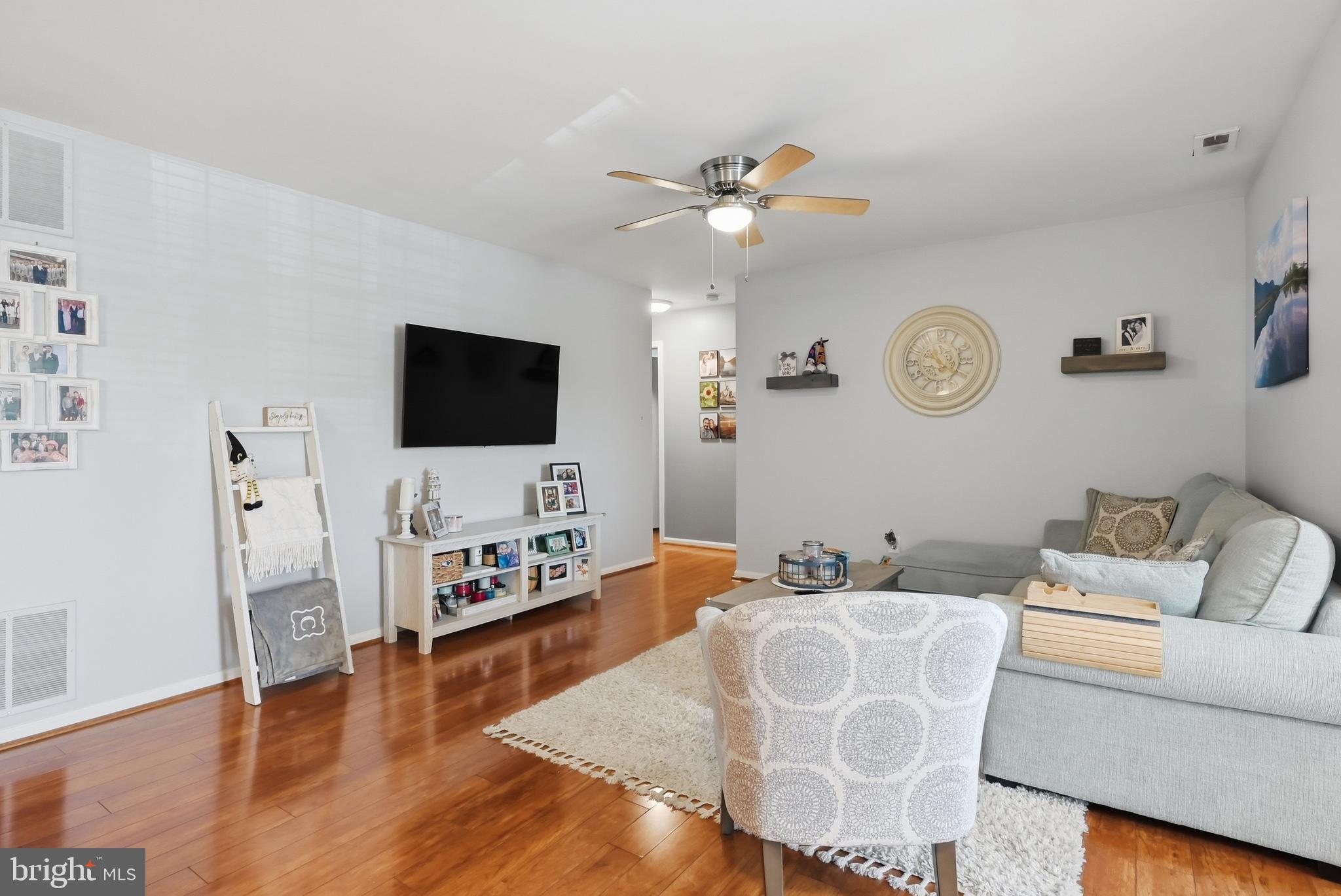 19 Harrogate Court Sewell, NJ 08080 - Photo 12 of 18