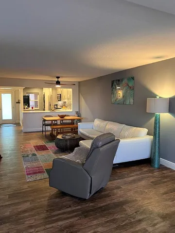 $3,190 | 3175 Northeast 48th Court, Unit 205, Lighthouse Point, FL 33064