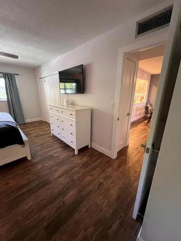 $3,190 | 3175 Northeast 48th Court, Unit 205, Lighthouse Point, FL 33064