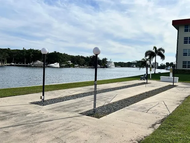 $3,190 | 3175 Northeast 48th Court, Unit 205, Lighthouse Point, FL 33064