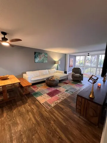 $3,190 | 3175 Northeast 48th Court, Unit 205, Lighthouse Point, FL 33064