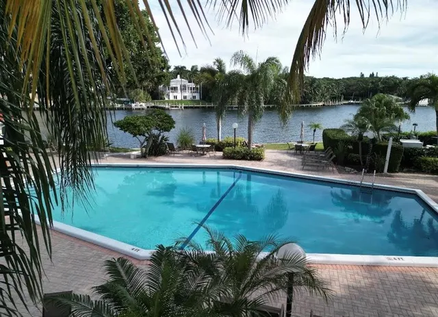 $3,190 | 3175 Northeast 48th Court, Unit 205, Lighthouse Point, FL 33064