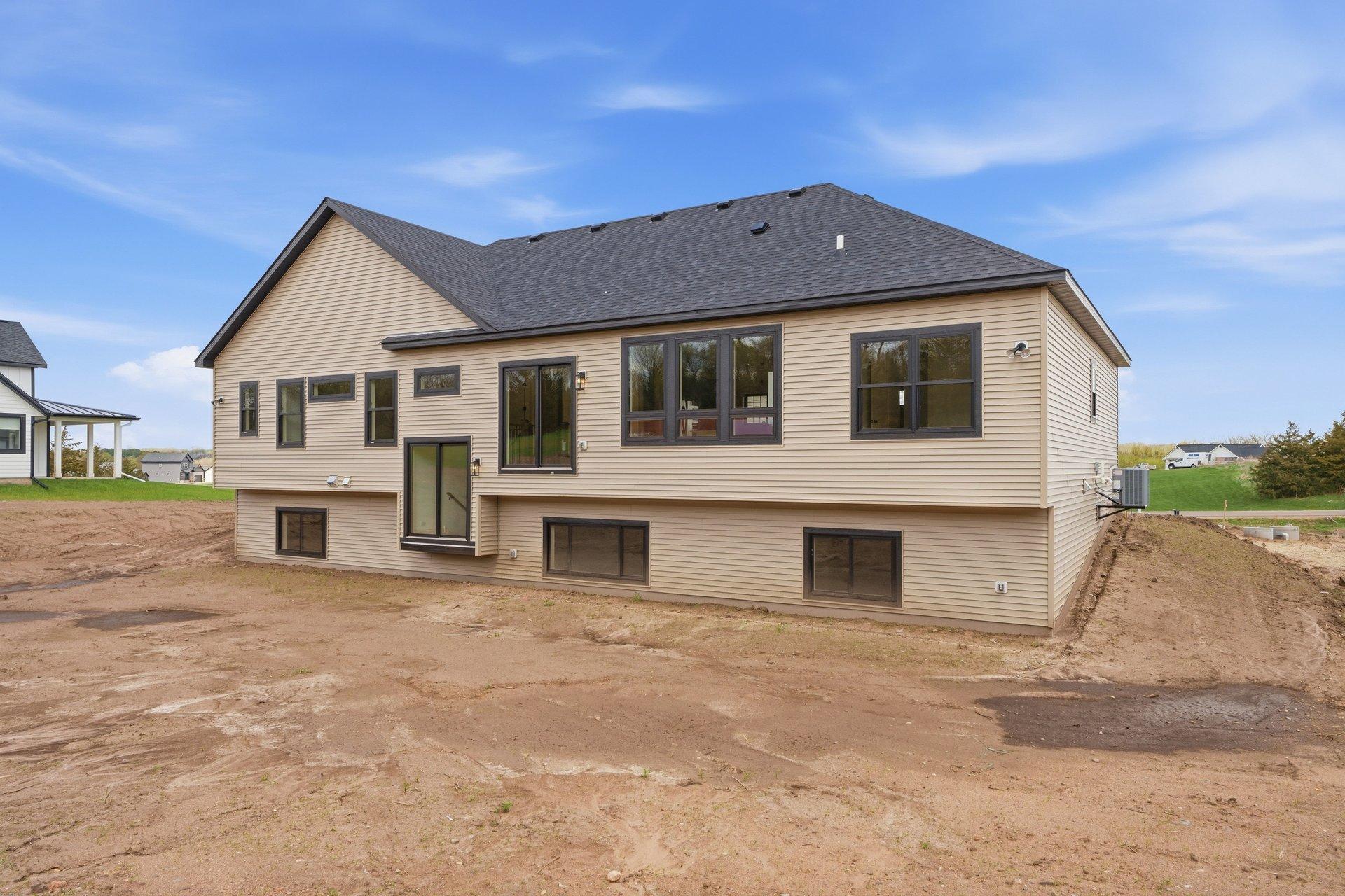 376 Moelter Lane Hudson, WI 54016 - Photo 6 of 62