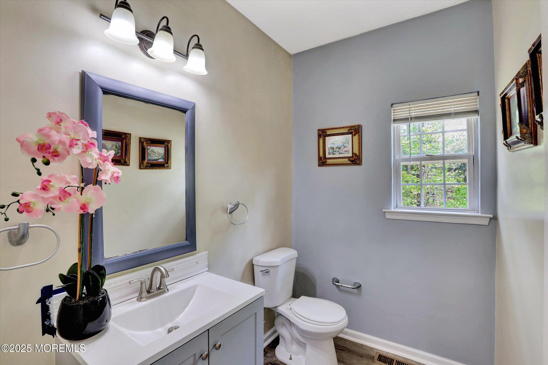 1041 Aumack Road Jackson, NJ 08527 - Photo 24 of 34 21-Half Bathroom