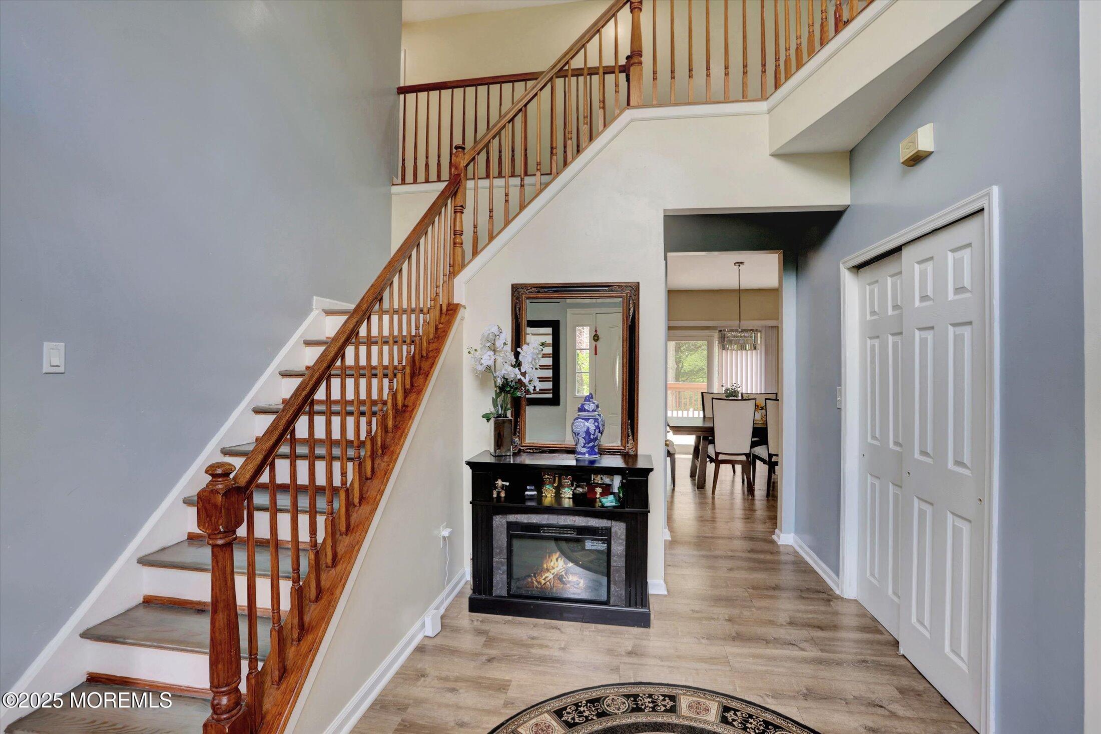 1041 Aumack Road Jackson, NJ 08527 - Photo 4 of 34 06-Foyer