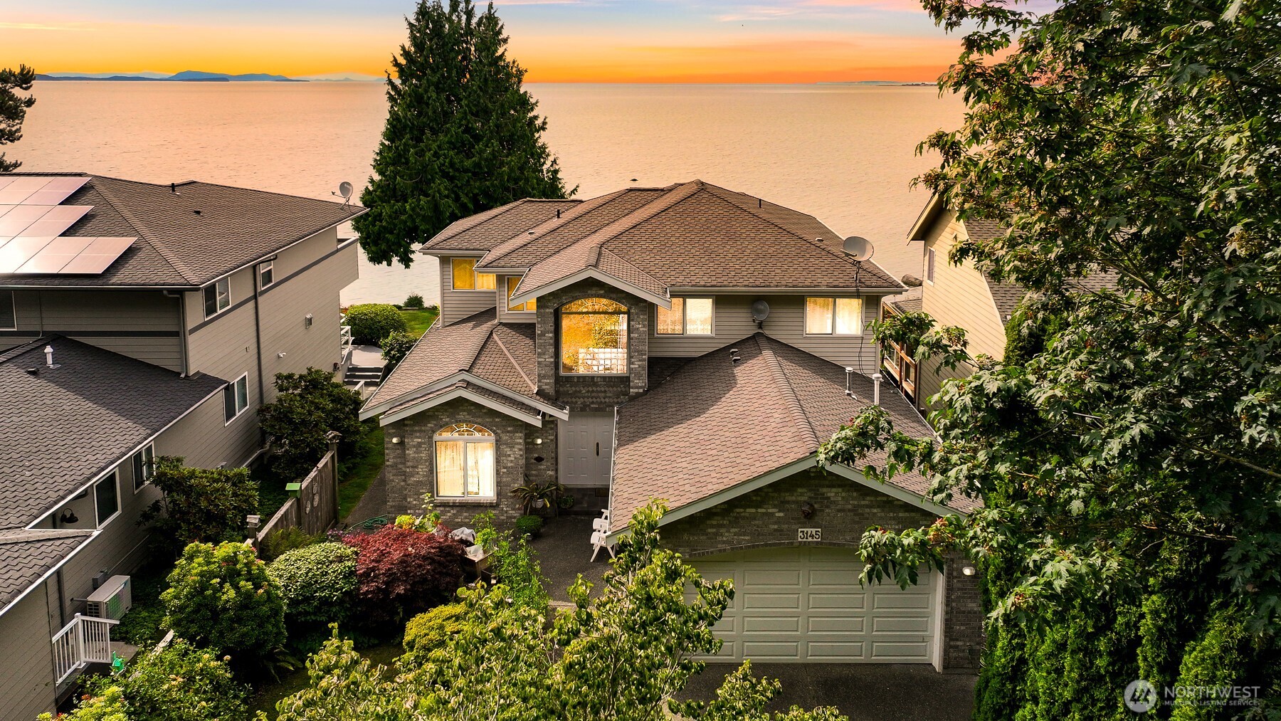 3145 Sunset Way Bellingham, WA 98226 - Photo 3 of 39