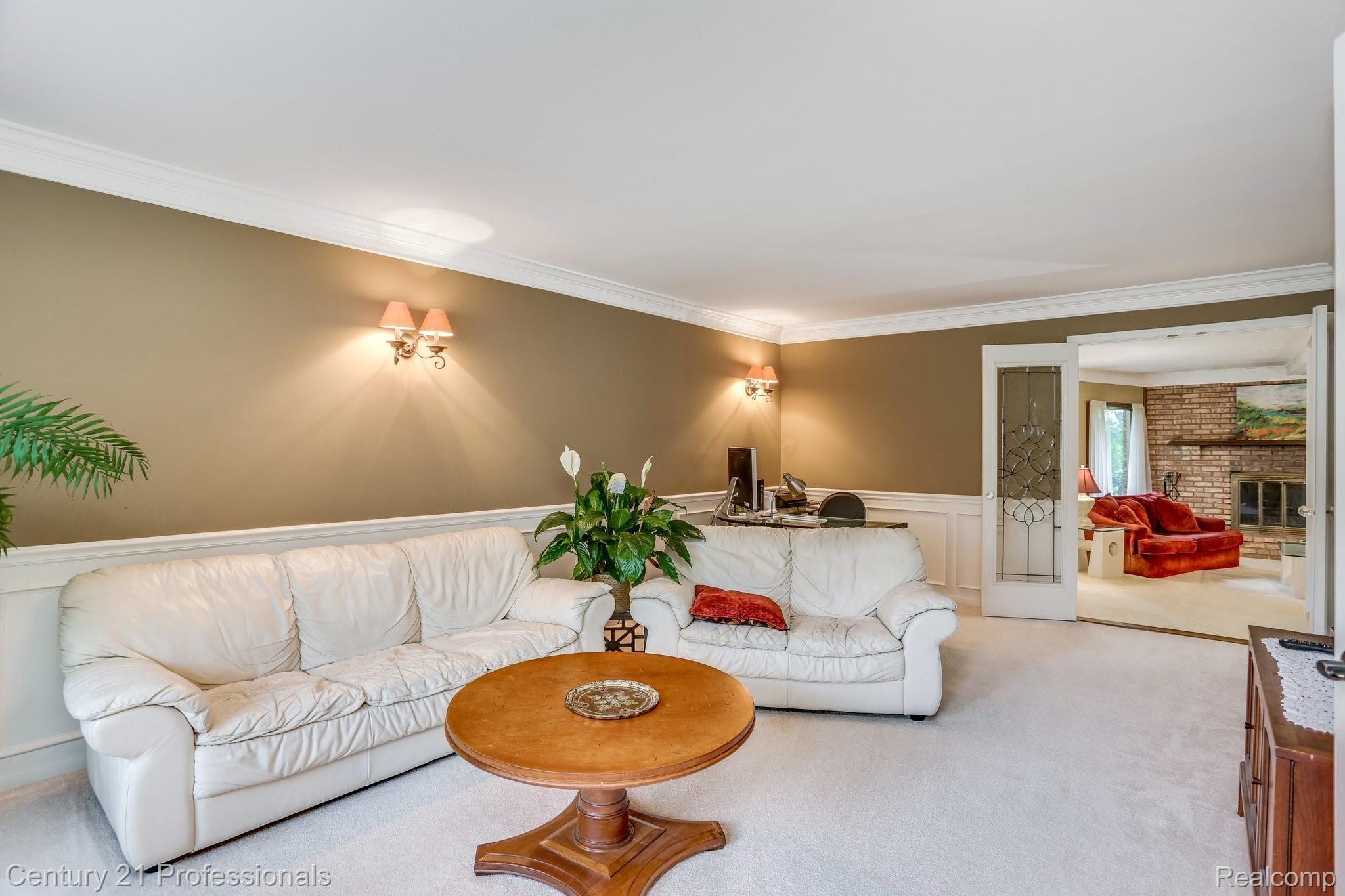 1793 North Kilburn Road Rochester, MI 48306 - Photo 5 of 25 1793+N+Kilburn+Rd+Rochester+Hills-20-web.jpg