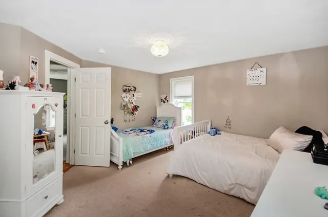 $784,900 | 8 Autumn Gate Circle, Millbury, MA 01527