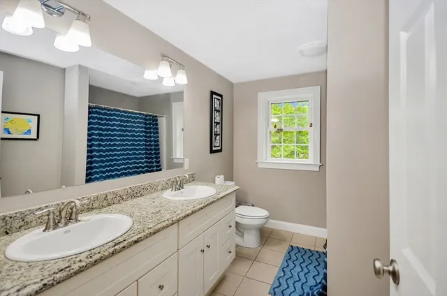 $784,900 | 8 Autumn Gate Circle, Millbury, MA 01527