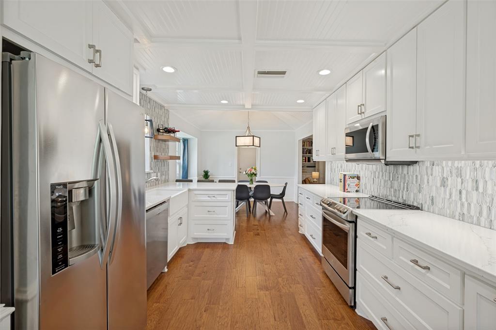 230 Ridgebriar Lane Double Oak, TX 75077 - Photo 2 of 20 Renovated Kitchen