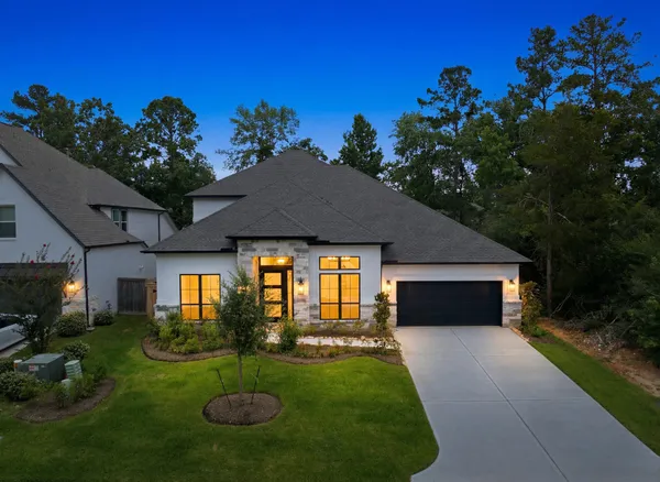 $728,900 | 126 Stellar Hills, Willis, TX 77318
