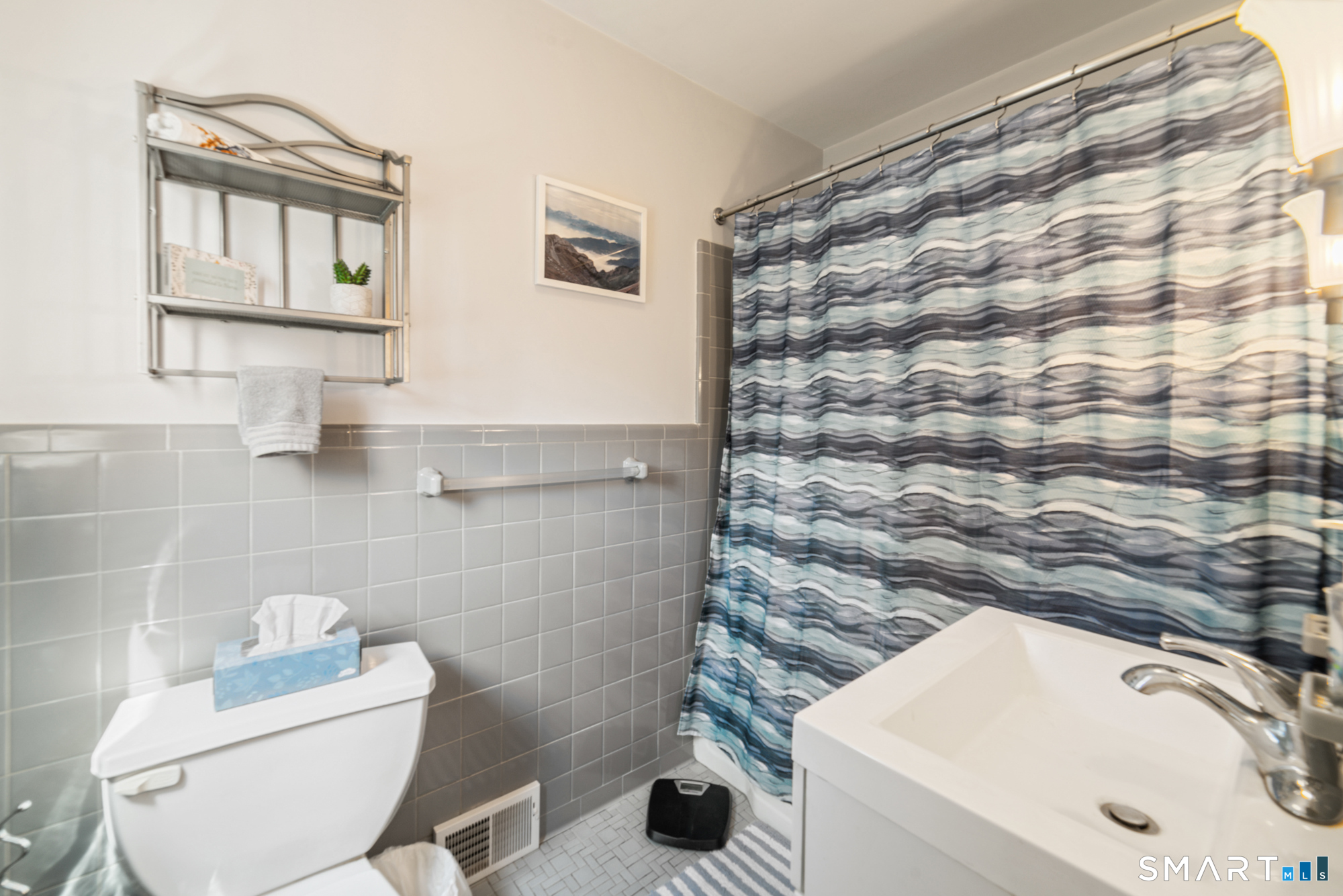 72 Calhoun Avenue Trumbull, CT 06611 - Photo 25 of 39