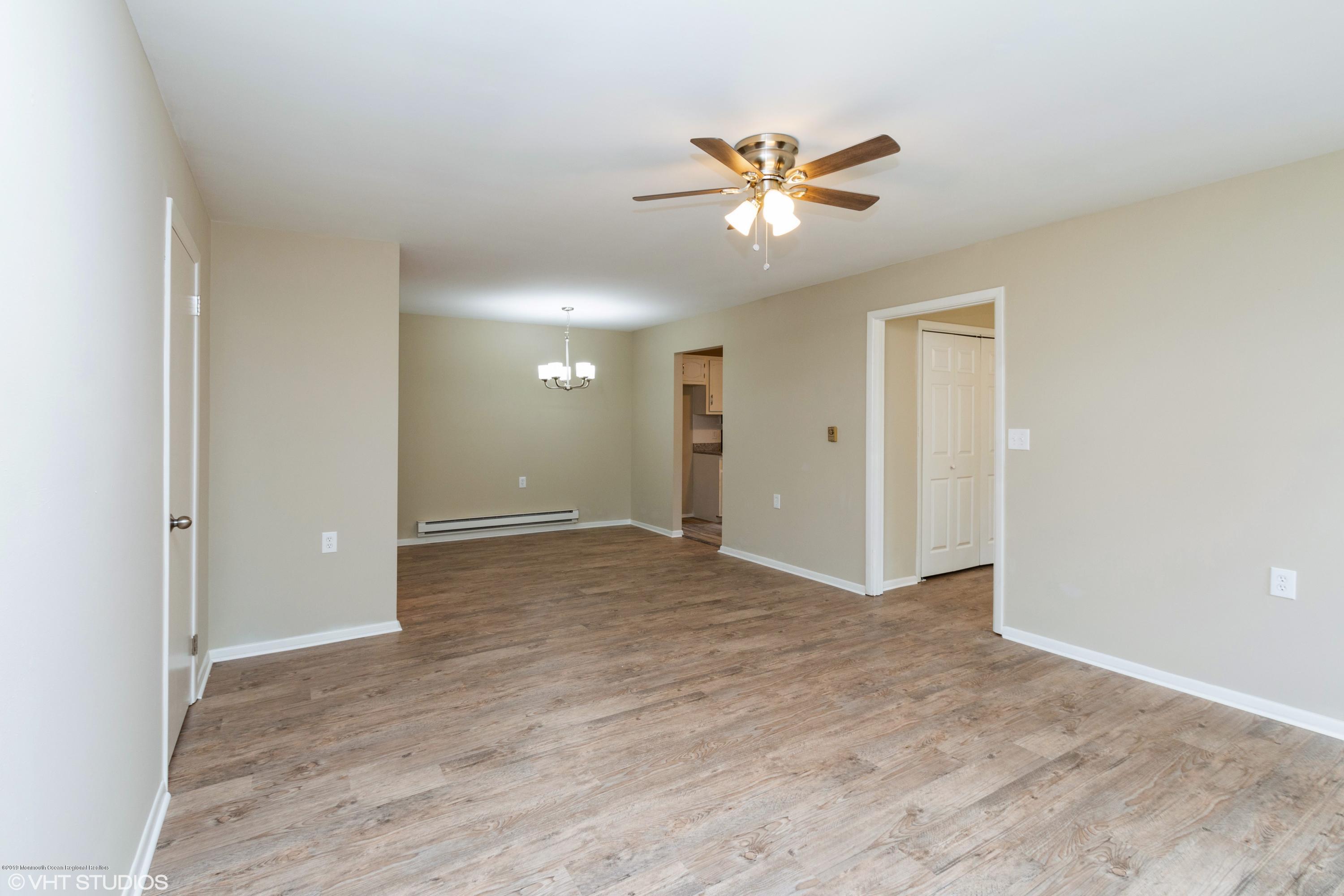 18 Cranberry Road, Unit 9A Manahawkin, NJ 08050 - Photo 11 of 25 11_18CRANBERRYROAD_2011_HiRes