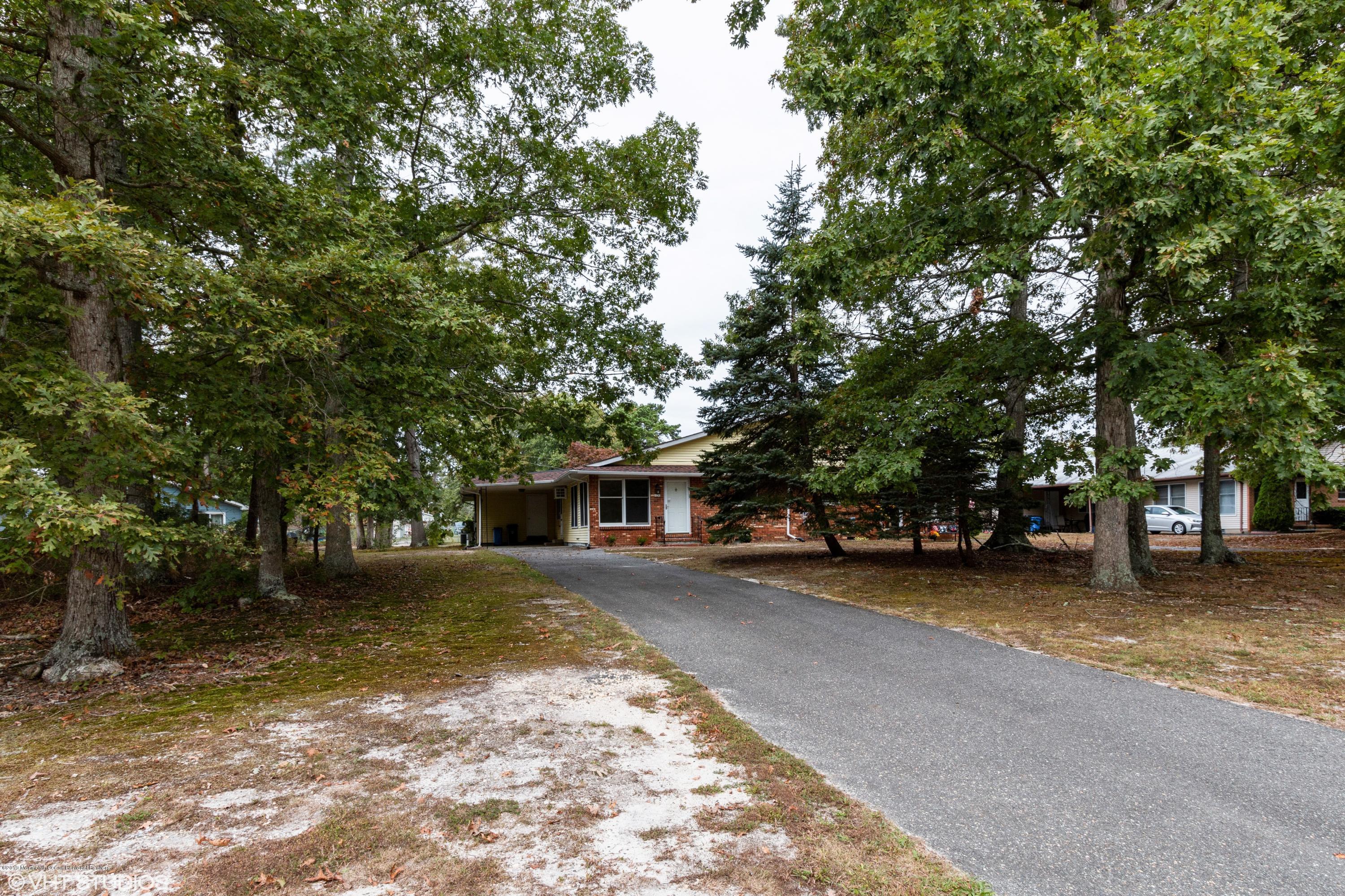 18 Cranberry Road, Unit 9A Manahawkin, NJ 08050 - Photo 2 of 25 01_18CRANBERRYROAD_2001_HiRes