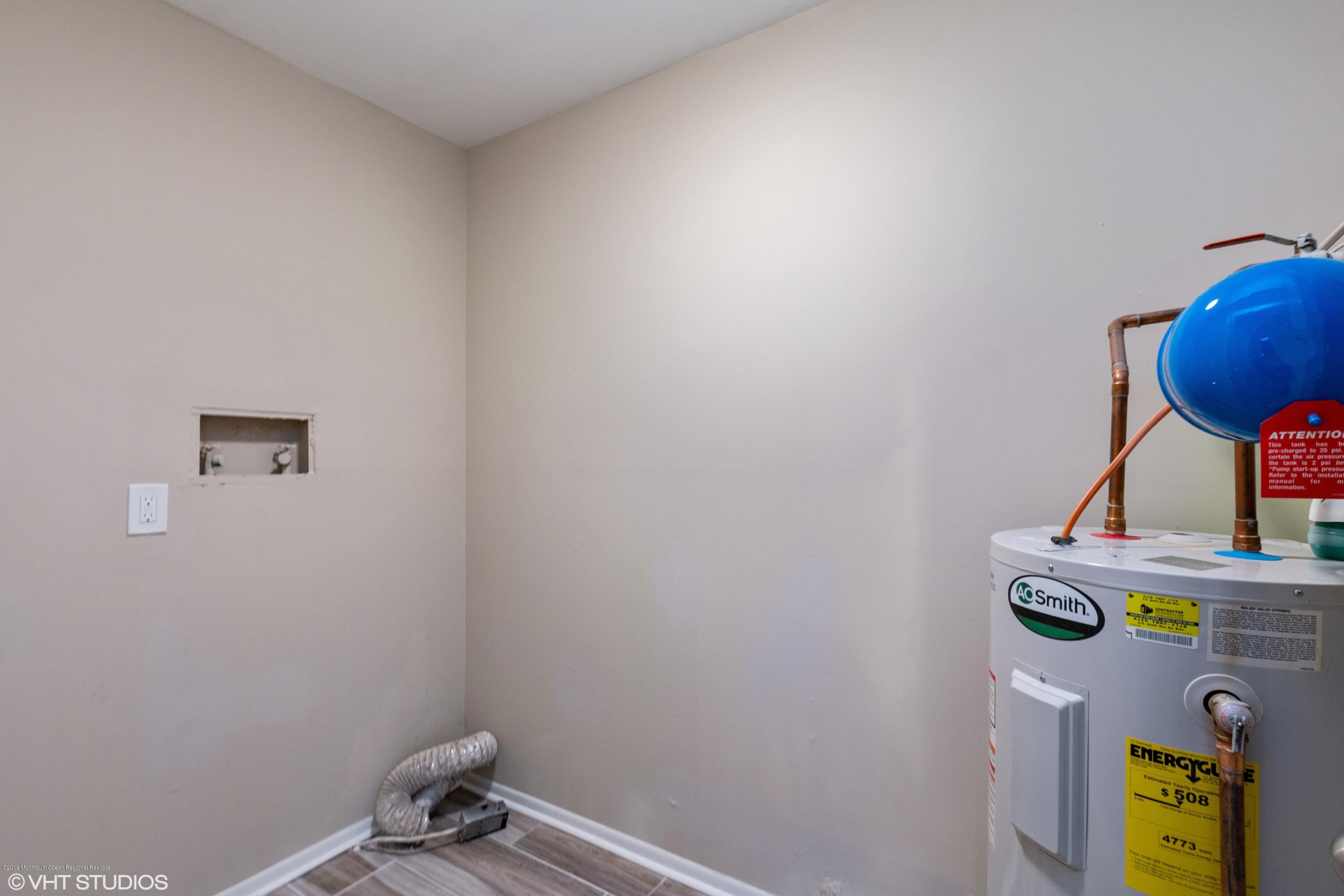 18 Cranberry Road, Unit 9A Manahawkin, NJ 08050 - Photo 23 of 25 23_18CRANBERRYROAD_2023_HiRes