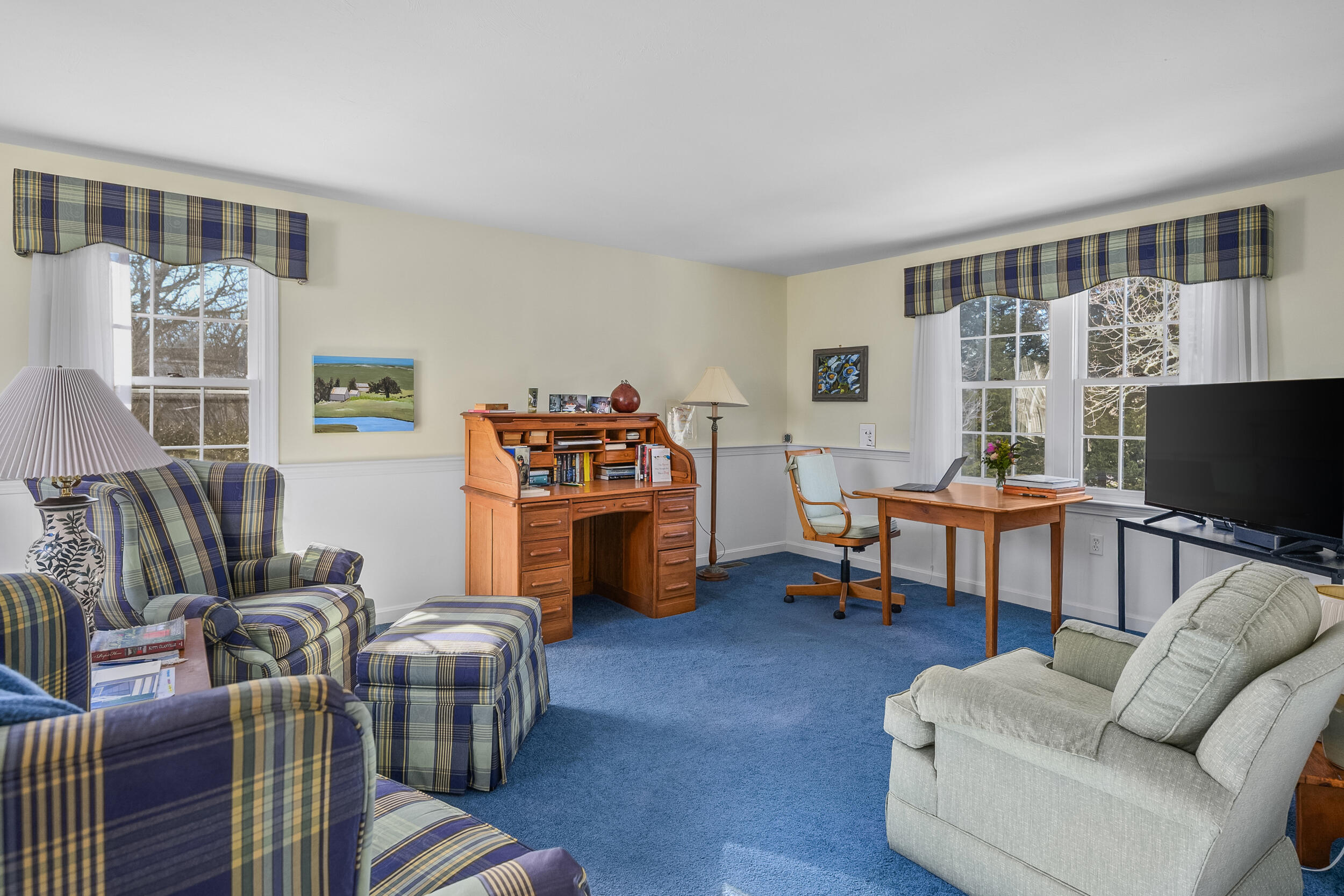 39 Jedidiah Way Chatham, MA 02633 - Photo 19 of 47 a living room with furniture a flat screen tv and a window
