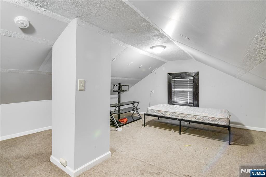 264 Union Street Lodi, NJ 07644 - Photo 19 of 27