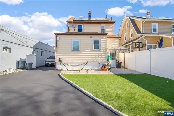 $799,000 | 264 Union Street, Lodi, NJ 07644