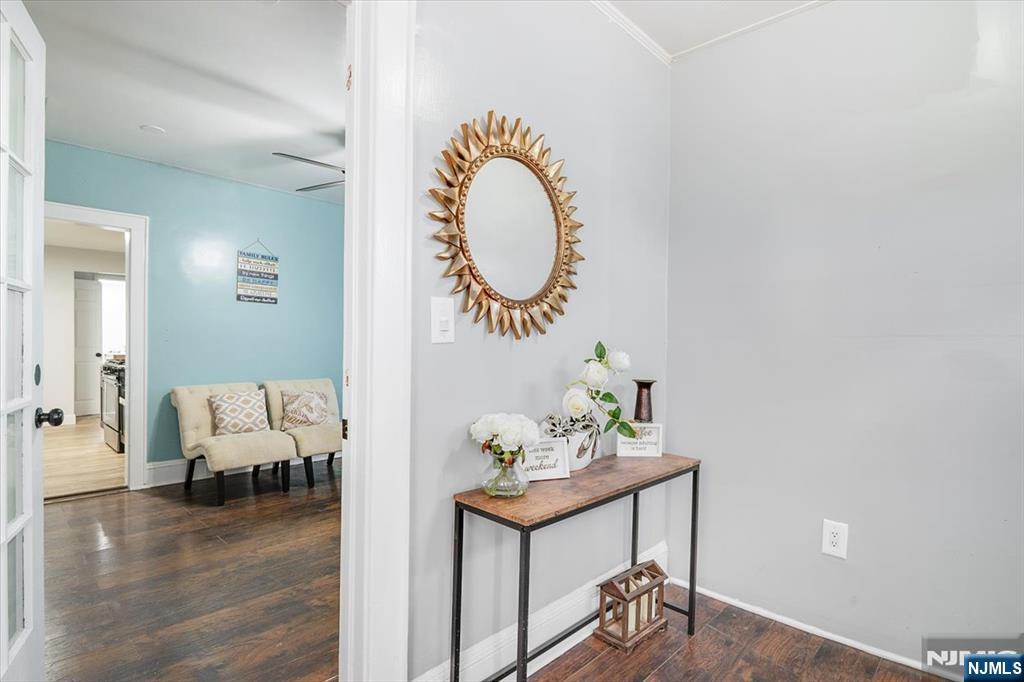 264 Union Street Lodi, NJ 07644 - Photo 3 of 27