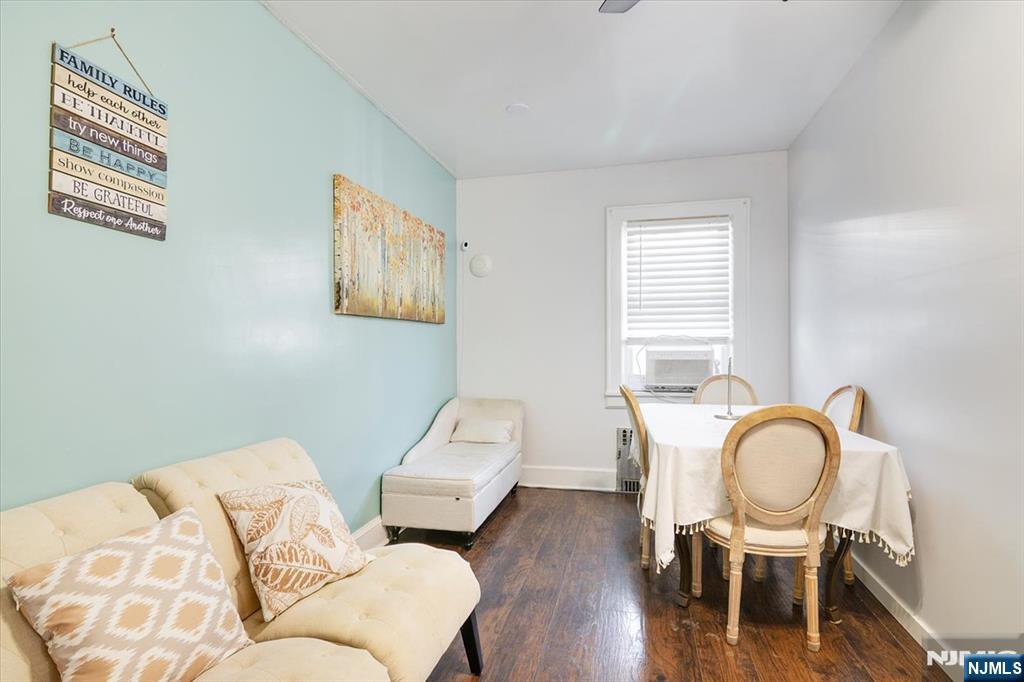 264 Union Street Lodi, NJ 07644 - Photo 4 of 27