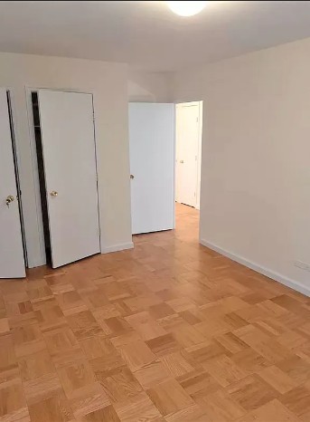 350 West 51st Street, Unit 3H Manhattan, NY 10019 - Photo 6 of 8 Photo 6