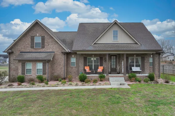 $499,900 | 727 North Russell Street, Portland, TN 37148