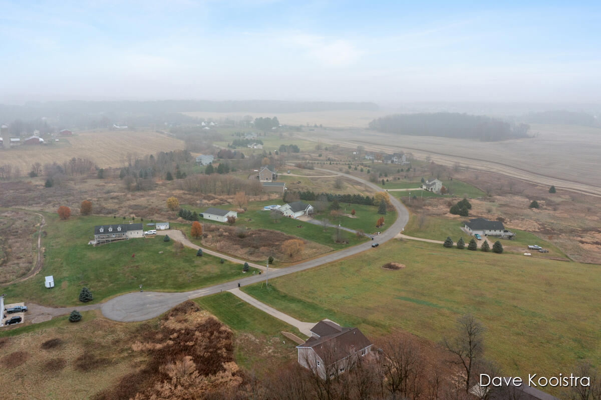 3905 Sunset View Wayland, MI 49348 - Photo 20 of 57 IMG_1051