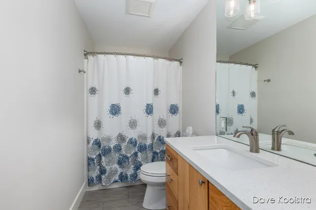 $799,900 | 3905 Sunset View, Wayland, MI 49348