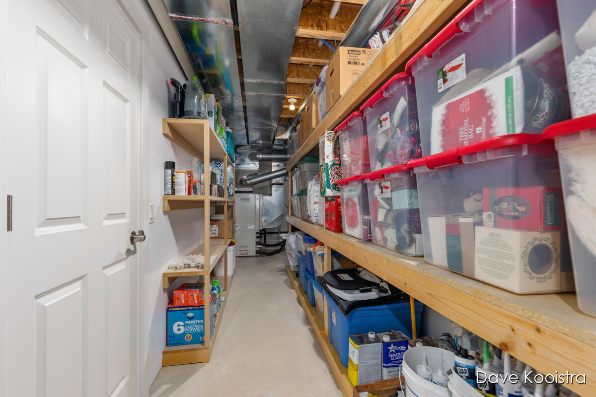 3905 Sunset View Wayland, MI 49348 - Photo 49 of 57 IMG_1031