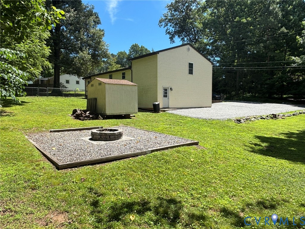 6508 Washington Road Quinton, VA 23141 - Photo 4 of 23